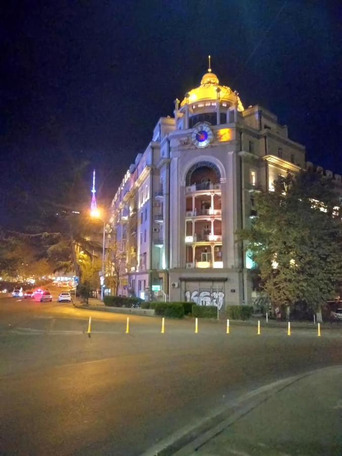 10 Baratashvili St Tbilisi Bagian luar foto